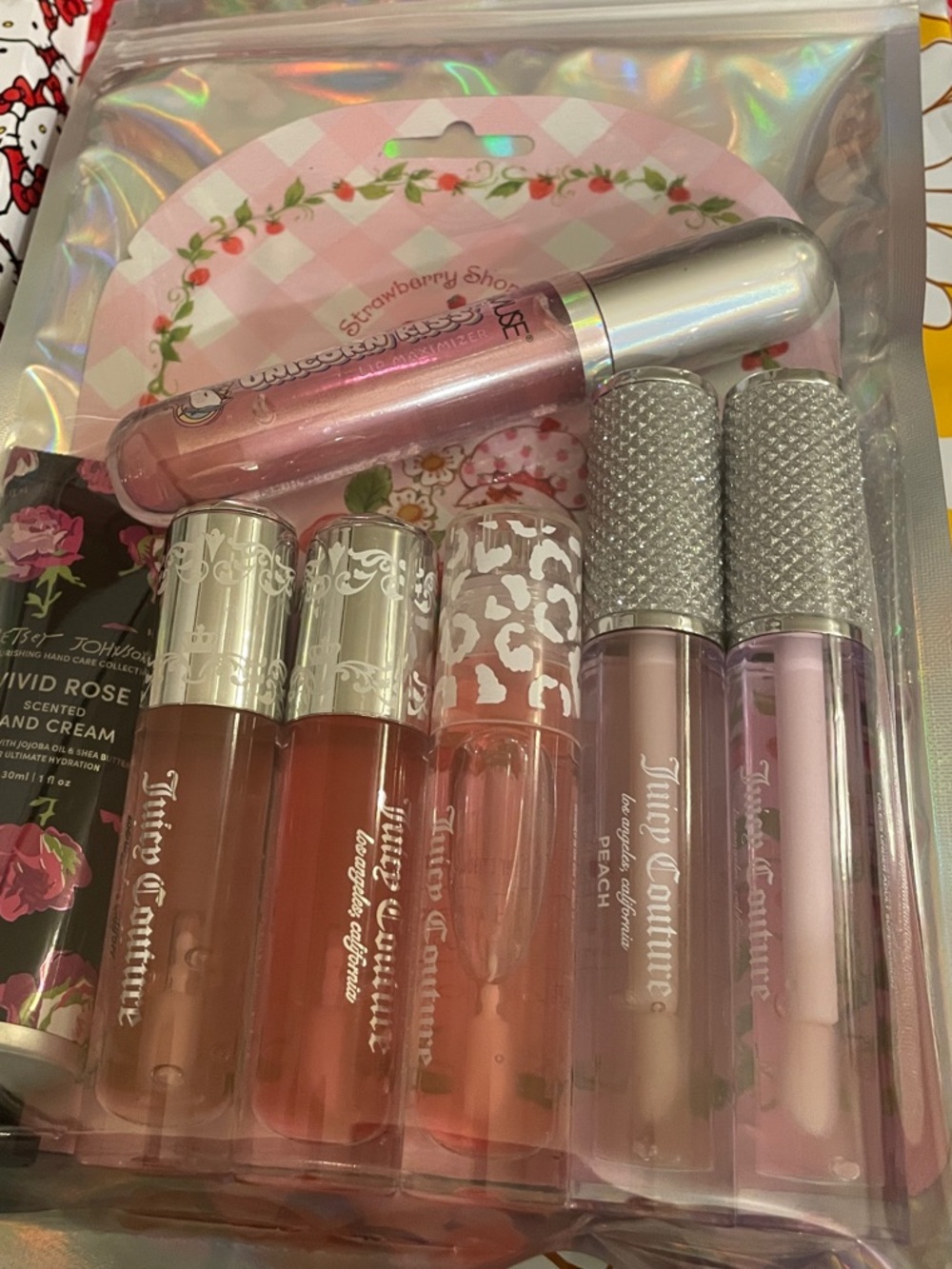 Juicy Couture Pink & Rose Lip Gloss and Hand Cream Set